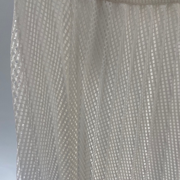 White fish net skirt 🤍 - Picture 3 of 7